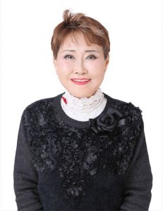 リリ 先生