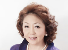 ミカ 先生 プロフィール写真
