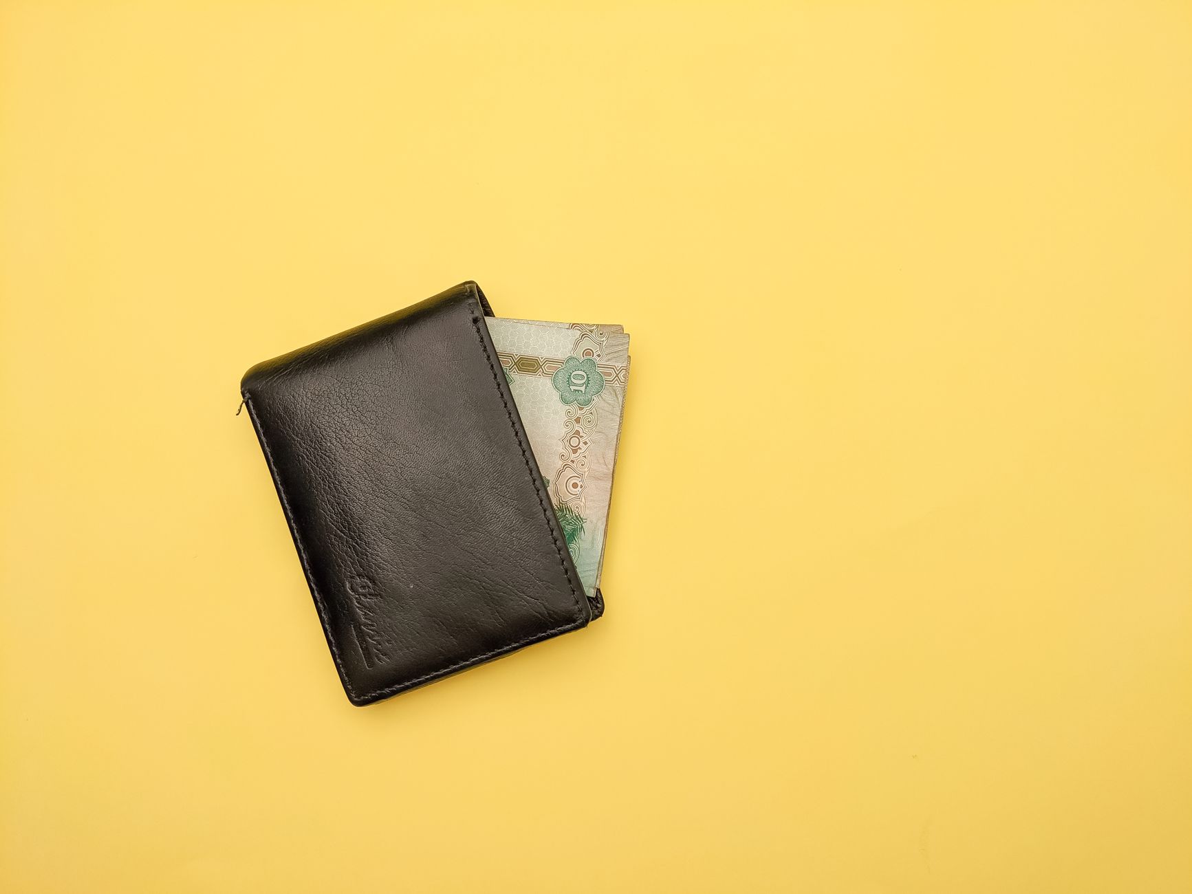 財布 中身 お金 注意 管理 整理